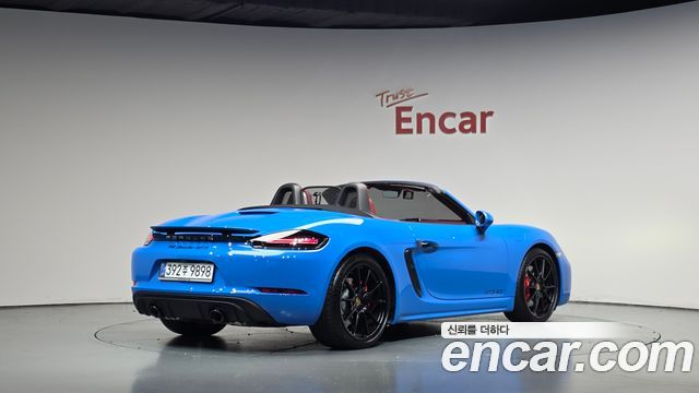 Porsche 718 2024 — photo 2