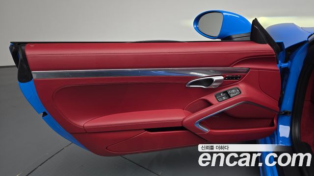 Porsche 718 2024 — photo 15