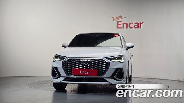 Audi Q3 2022 — photo 3