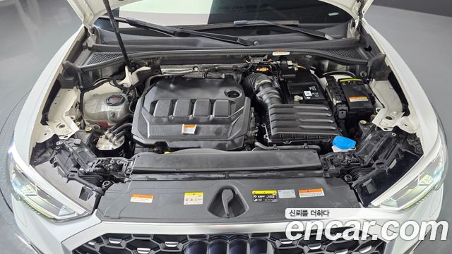 Audi Q3 2022 — photo 6