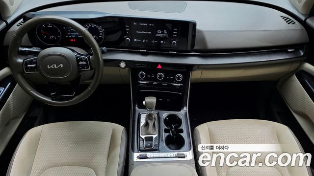 Kia Canival 2022 — photo 7