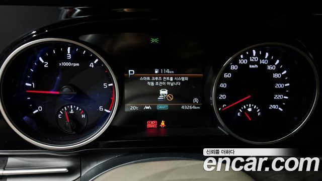 Kia Canival 2022 — photo 8