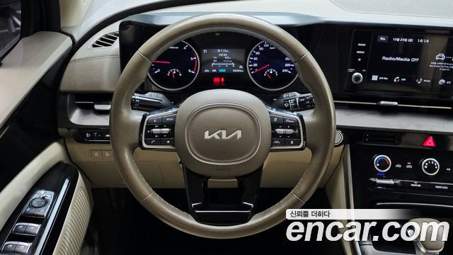 Kia Canival 2022 — photo 13