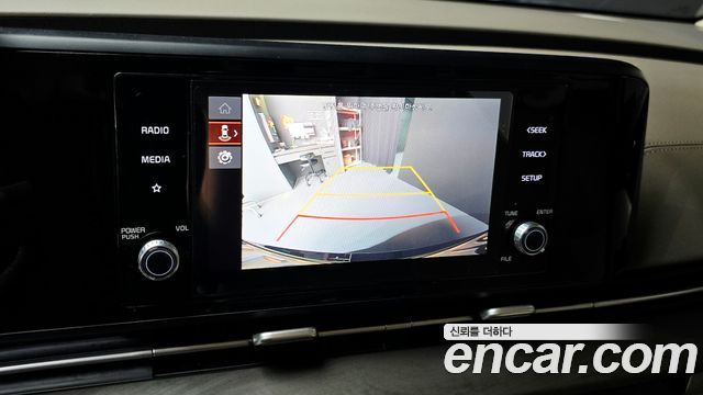 Kia Canival 2022 — photo 16