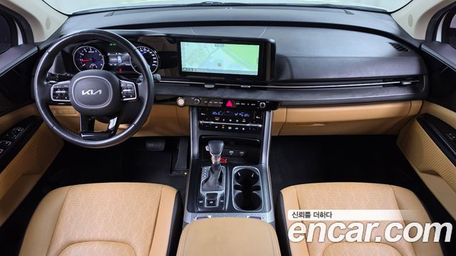 Kia Canival 2023 — photo 10