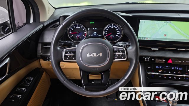 Kia Canival 2023 — photo 19