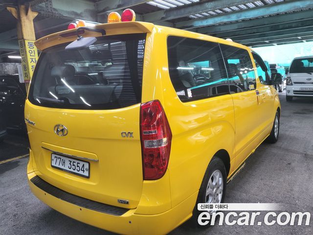 Hyundai Starex 2014 — photo 4