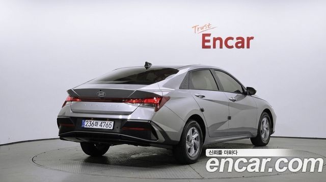Hyundai AVANTE 2026 — photo 2
