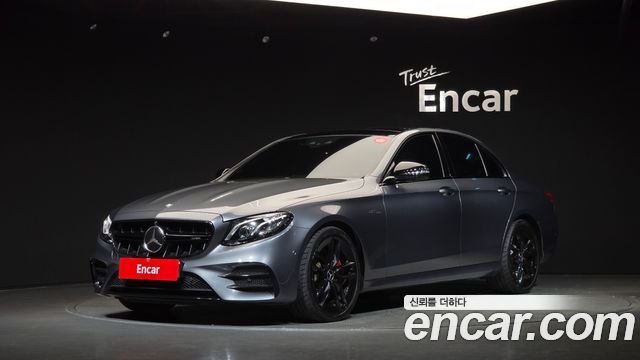 Mercedes-Benz E-Class 2019 — photo 1