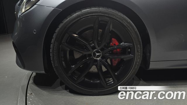 Mercedes-Benz E-Class 2019 — photo 5