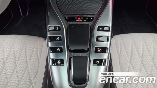 Mercedes-Benz AMG GT 2022 — photo 12