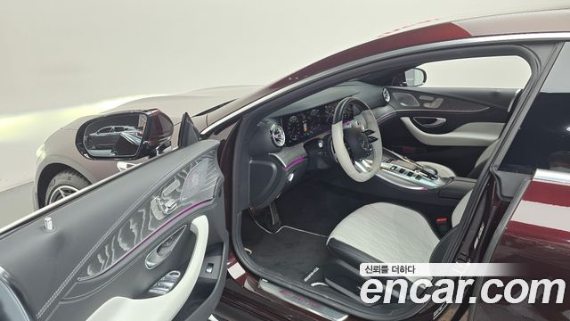 Mercedes-Benz AMG GT 2022 — photo 13