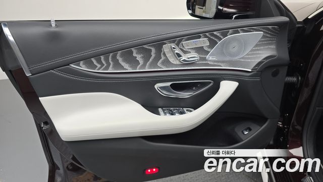Mercedes-Benz AMG GT 2022 — photo 14