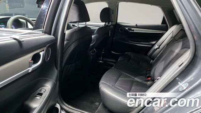 Hyundai Grandeur 2018 — photo 18