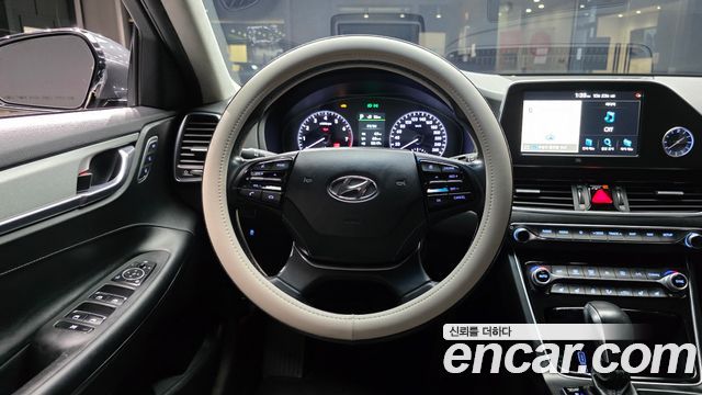 Hyundai Grandeur 2018 — photo 20
