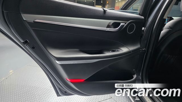Hyundai Grandeur 2018 — photo 15