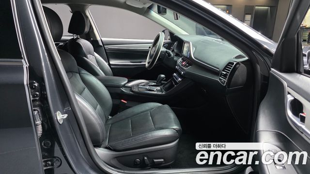 Hyundai Grandeur 2018 — photo 16