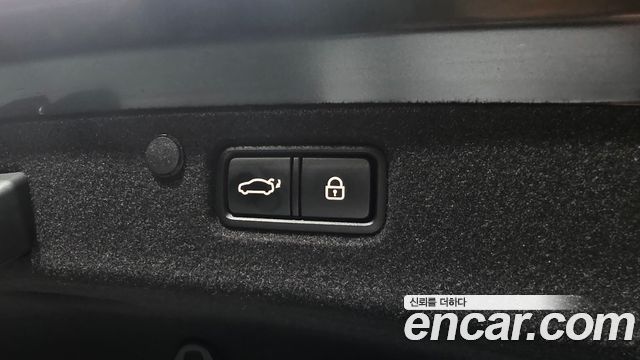 Hyundai Grandeur 2018 — photo 28