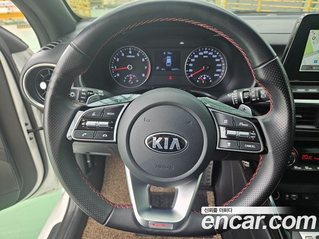 Kia K3 2019 — photo 15