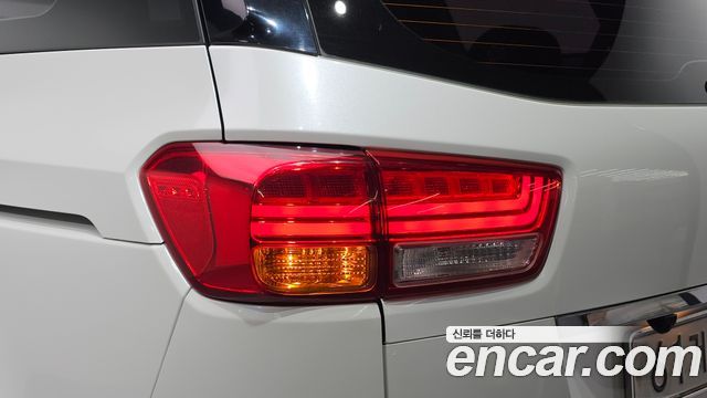 Kia Canival 2016 — photo 8