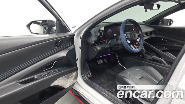 Hyundai AVANTE 2022 — photo 10