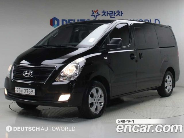 Hyundai Starex 2017 — photo 1
