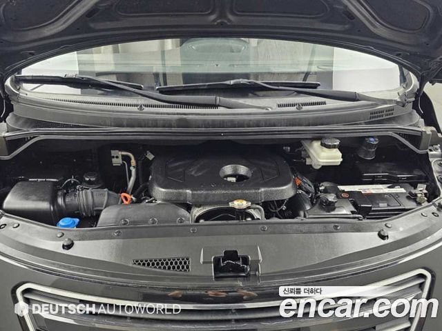 Hyundai Starex 2017 — photo 6