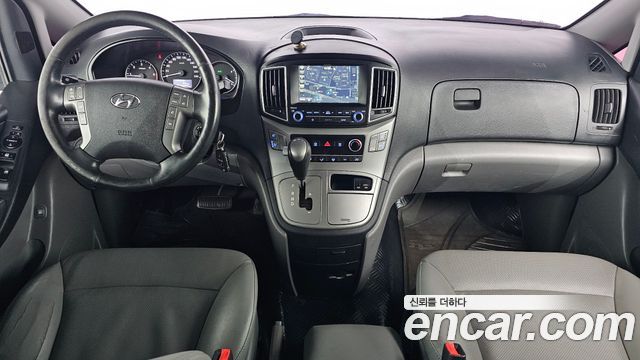 Hyundai Starex 2019 — photo 7