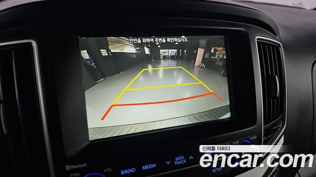 Hyundai Starex 2019 — photo 15