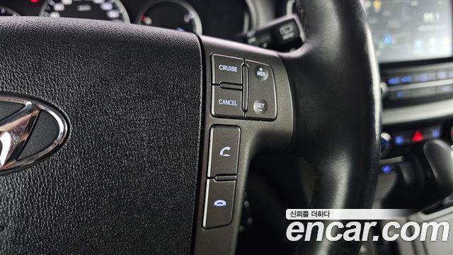 Hyundai Starex 2019 — photo 17