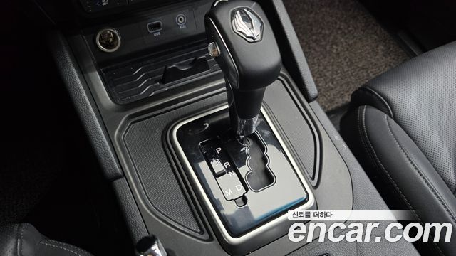 KG Mobility Rexton 2019 — photo 12