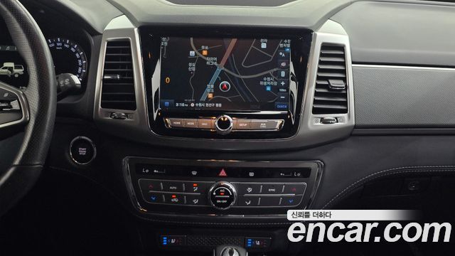 KG Mobility Rexton 2019 — photo 20