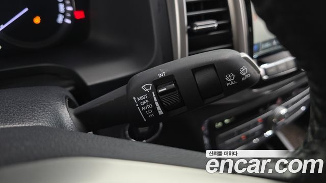 KG Mobility Rexton 2019 — photo 28