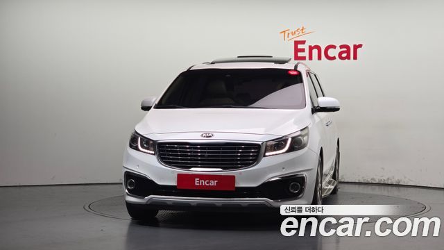 Kia Canival 2015 — photo 3