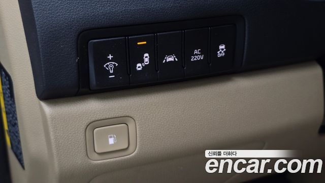 Kia Canival 2015 — photo 26