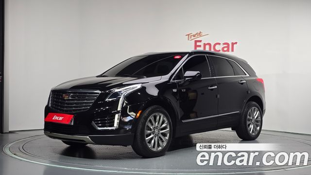 Cadillac XT5 2018 — photo 1