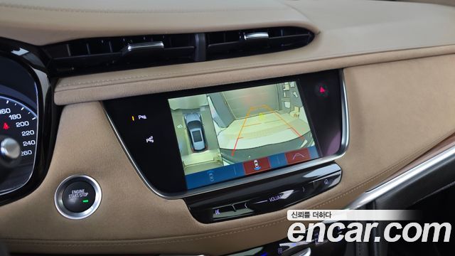 Cadillac XT5 2018 — photo 20