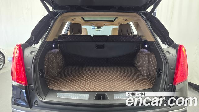 Cadillac XT5 2018 — photo 24