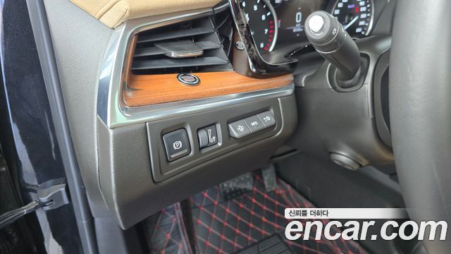 Cadillac XT5 2018 — photo 27