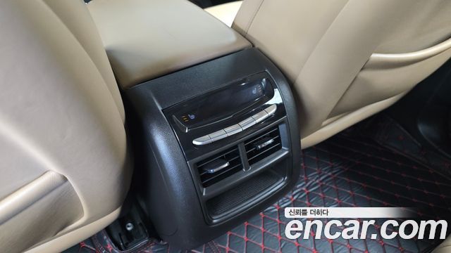 Cadillac XT5 2018 — photo 31