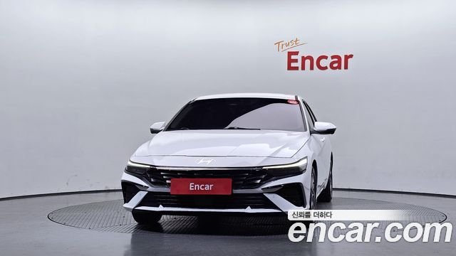 Hyundai AVANTE 2025 — photo 3