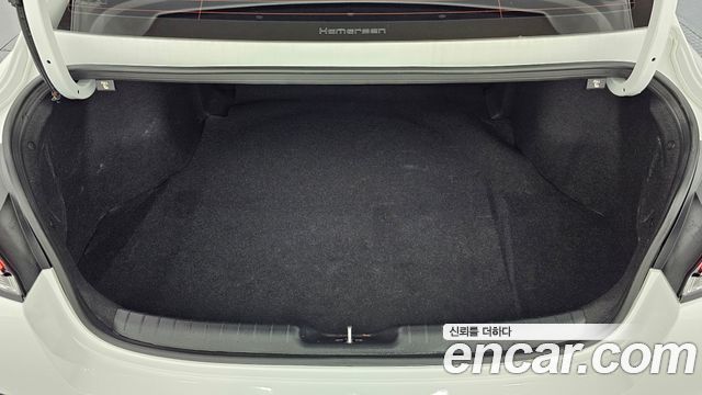 Hyundai AVANTE 2025 — photo 30