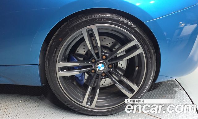 BMW M2 2017 — photo 7