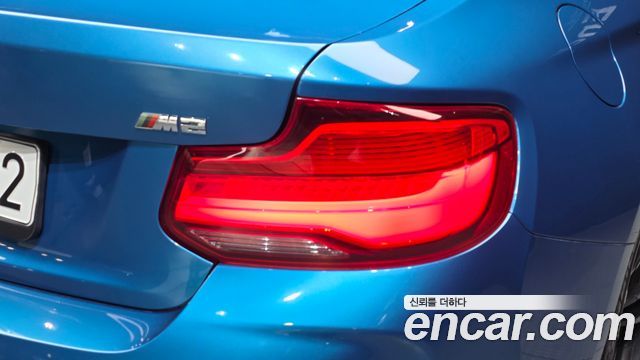 BMW M2 2017 — photo 9