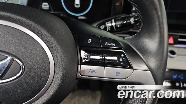 Hyundai AVANTE 2021 — photo 23
