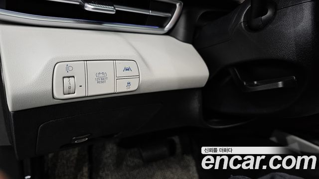Hyundai AVANTE 2021 — photo 26