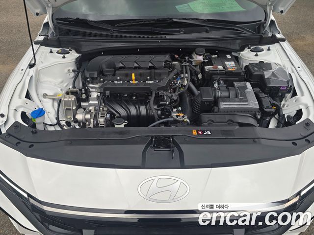 Hyundai AVANTE 2026 — photo 8