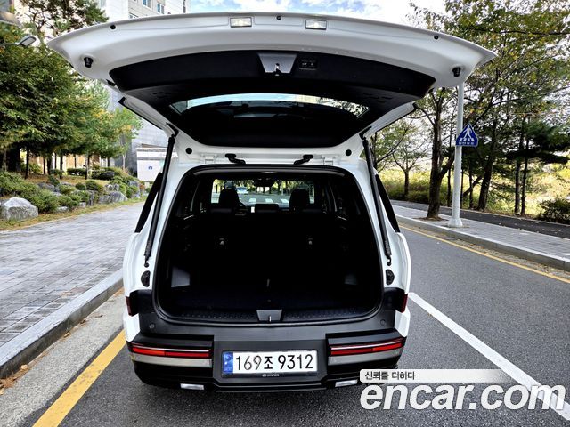 Hyundai Santafe 2025 — photo 9