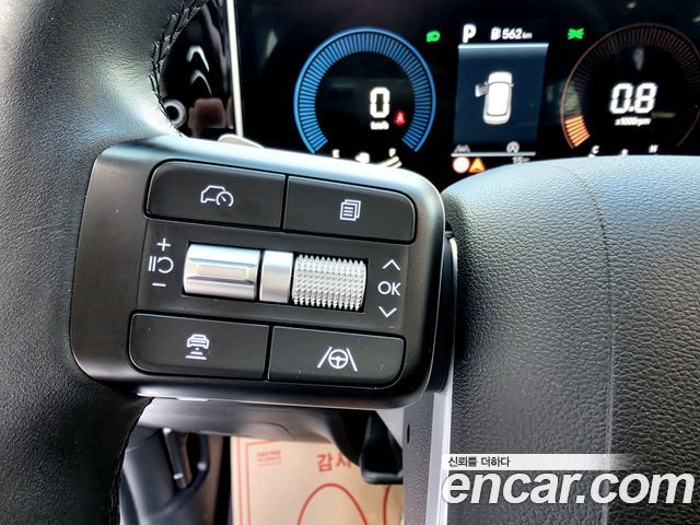 Hyundai Santafe 2025 — photo 16