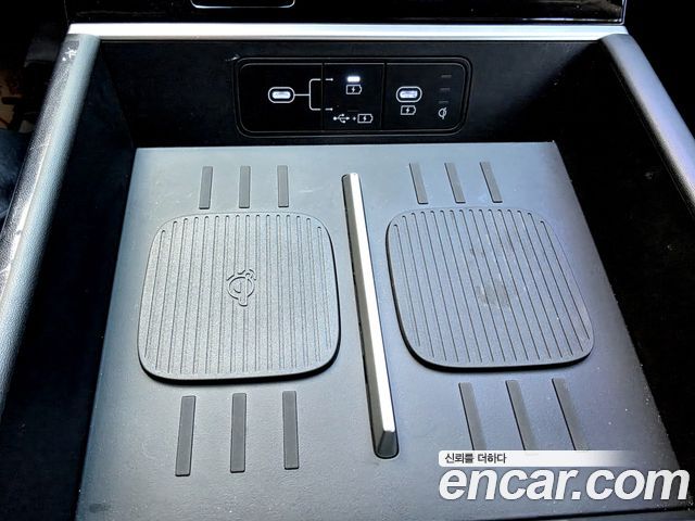 Hyundai Santafe 2025 — photo 18